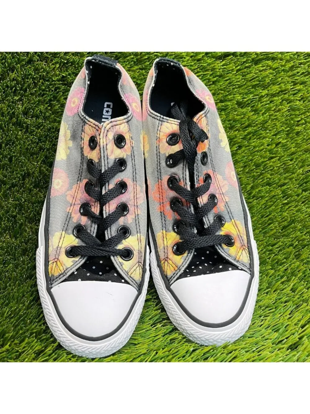Converse Chuck Taylor All Star Low Womens Size 7 Gray Athletic Shoes Sneakers